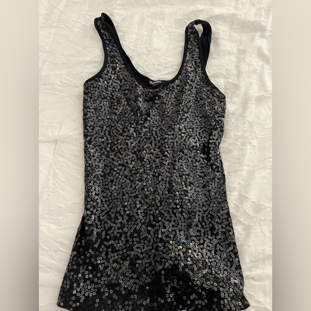 Black sequins tank top 🖤